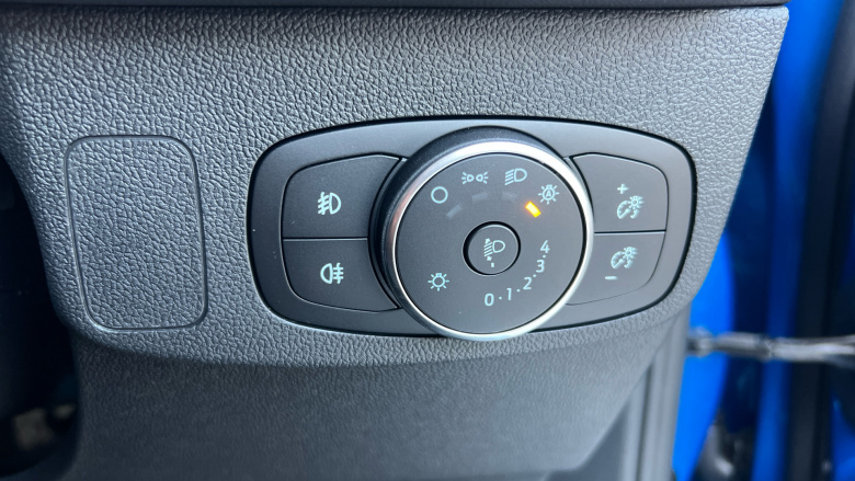 Ford Focus 1.0 EcoBoost Hybrid mHEV 155 ST-Line 5dr Auto Petrol Estate